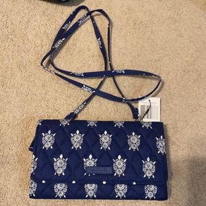 VeraBradley crossbody/wristlet walletNWT SeaTurtle